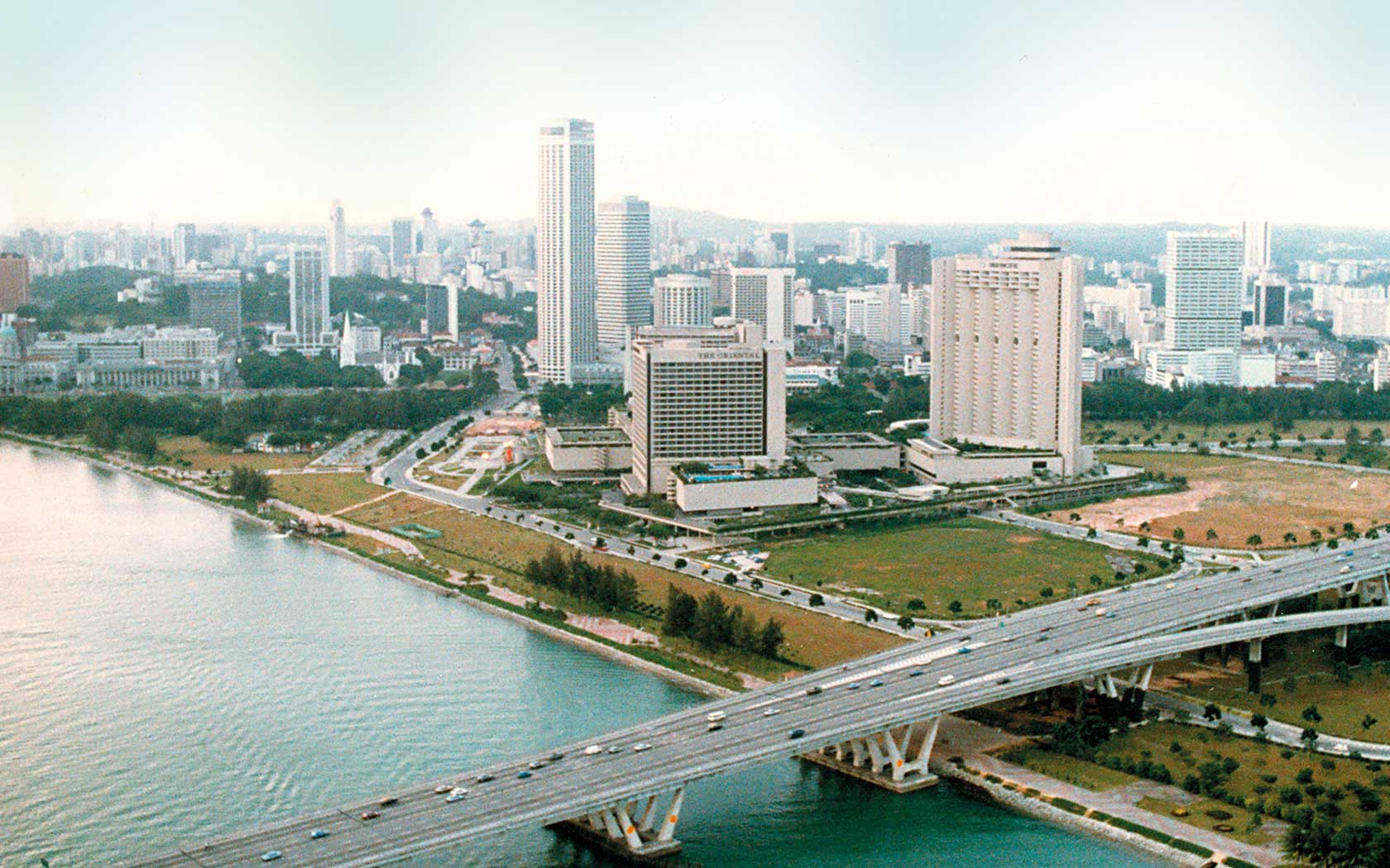 Image of the Marina Bay area before Esplanade was built. 