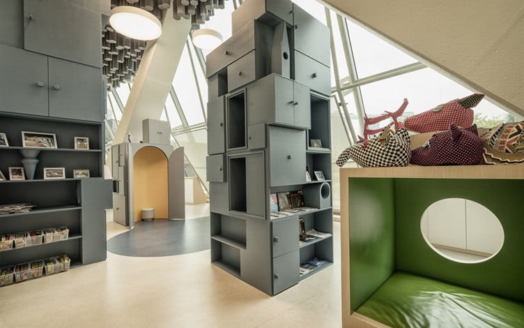 A Space Sparks Creativity 02