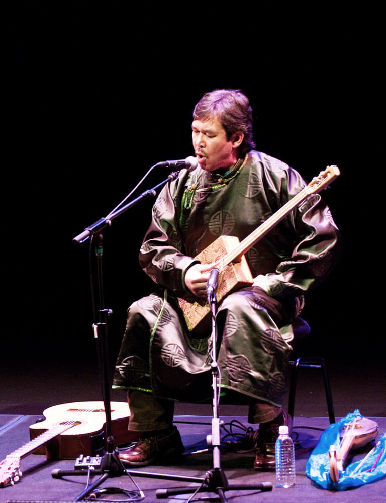 tuvan throat singing soundbyte